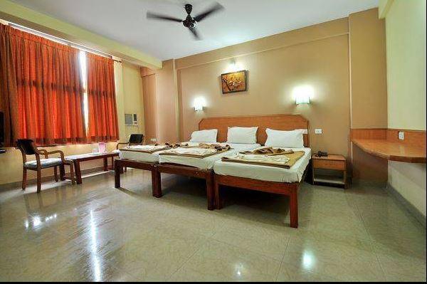 Sreeya Comforts Hotel Mysore Exterior photo